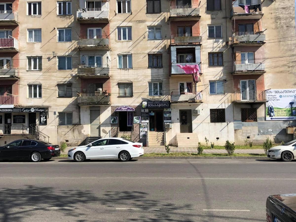 Shartava #1 Apartamento Kʼutʼaisi Exterior foto